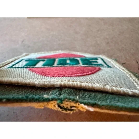 Vintage Tide Brand Uniform Patch 3 x 2.5 Inches Red and Green Logo - Picture 2 of 3